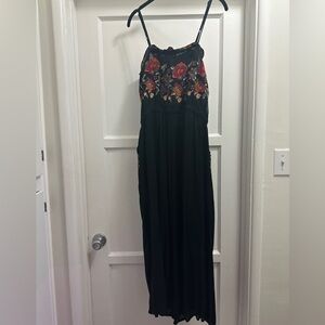 BLACK FLORAL JUMPSUIT | MYRABAG | MEDIUM | NWT